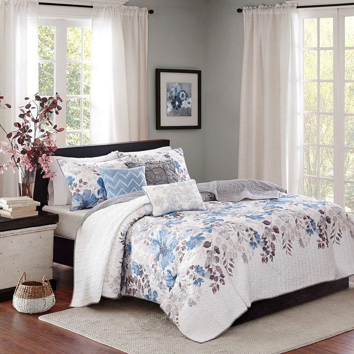 6 Piece Printed Quilt Set with Throw Pillows Blue Full/Queen