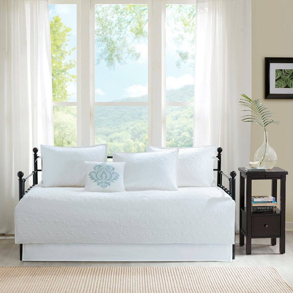 6 Piece Reversible Daybed Cover Set White Daybed