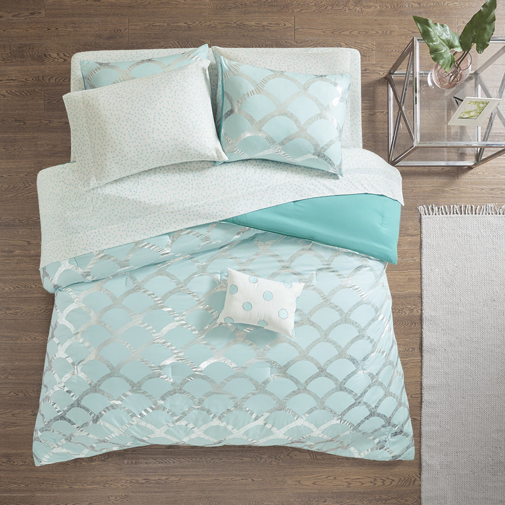 Lorna Metallic Comforter Set with Bed Sheets