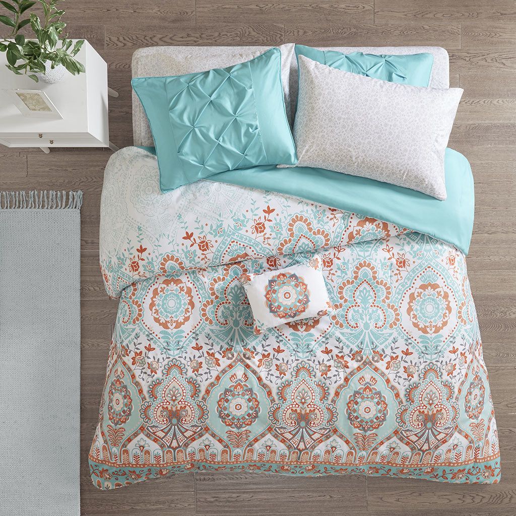 Vinnie Boho Comforter Set with Bed Sheets