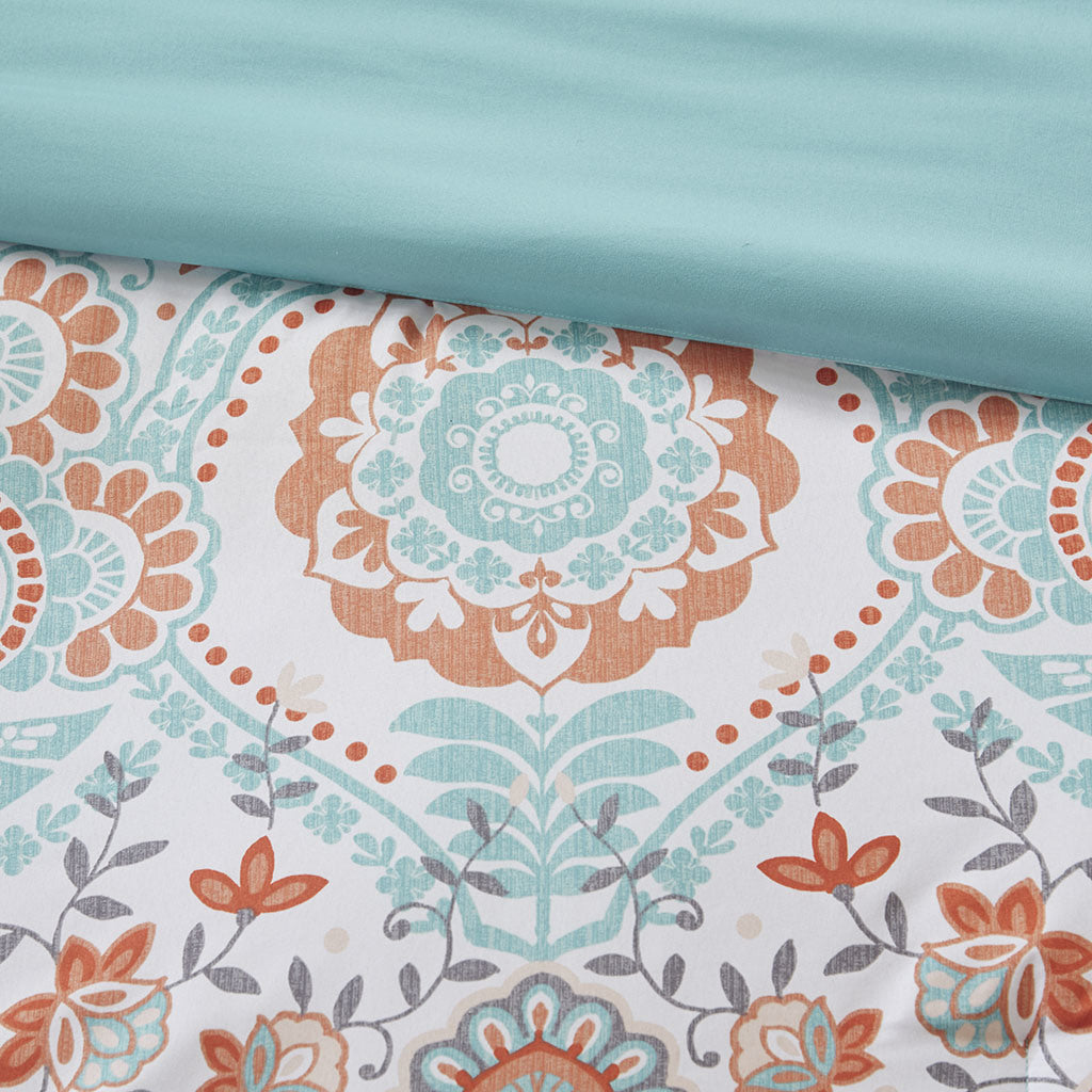 Vinnie Boho Comforter Set with Bed Sheets
