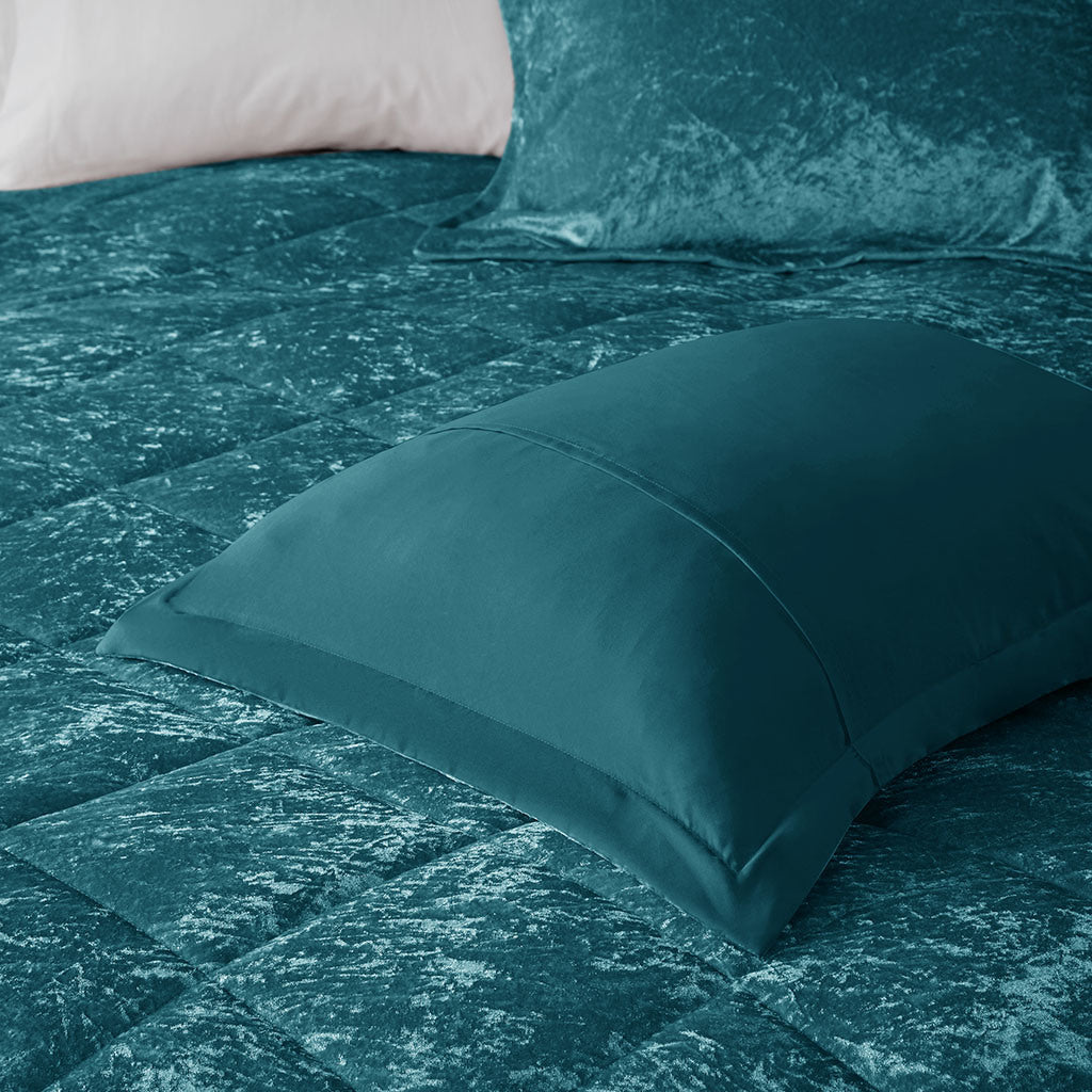 Felicia Velvet Duvet Cover Set